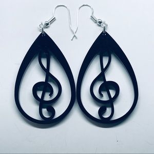 DOVAJEAN, Black Lucite Treble Clef Earrings 👀